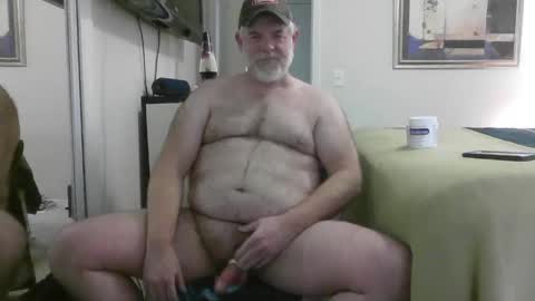 Snapshot of georgiagooner chatting on 05-04-26, 01:45 ProudGooner online show from 05-04-26, 01:45