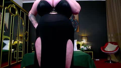 GeorgiaLerox online show from 01-16-26, 04:55