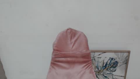 Snapshot of georgiana_love07 chatting on 02-21-25, 01:44 Jo online show from 02-21-25, 01:44