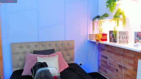 Georgina Coule online show from 12-24-24, 12:00