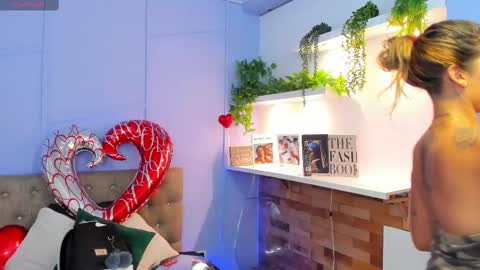 Georgina Coule online show from 02-17-25, 12:16