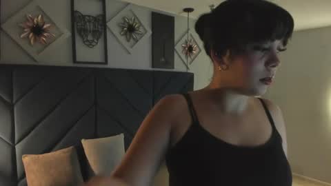 Georgina  online show from 04-18-26, 10:41