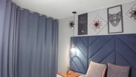 Snapshot of georgina_sensuelle chatting on 04-23-26, 10:58 Georgina online show from 04-23-26, 10:58
