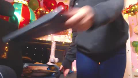 Georgi online show from 12-18-25, 12:00