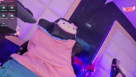 Snapshot of georginacute_ chatting on 02-20-25, 05:51 Georgina online show from 02-20-25, 05:51