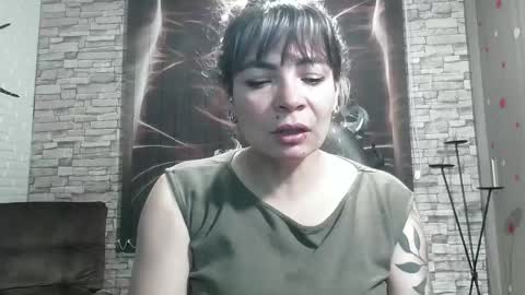 Georgina  online show from 01-23-25, 05:13