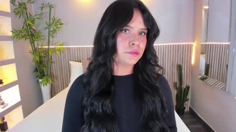 GeorginaReyes  online show from 09-30-25, 10:59