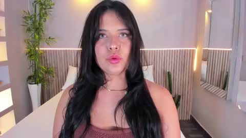 GeorginaReyes  online show from 12-02-25, 10:49