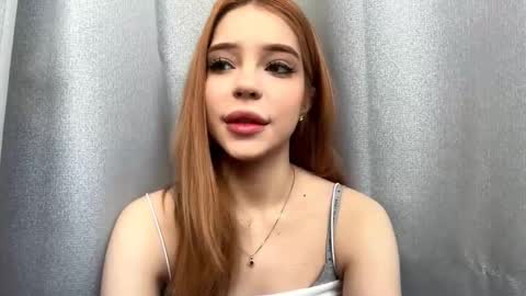 Snapshot of georgineforca chatting on 01-15-26, 09:47 Viola online show from 01-15-26, 09:47