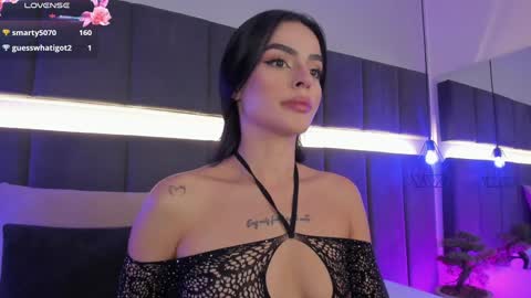 Kendal  online show from 01-16-25, 01:58