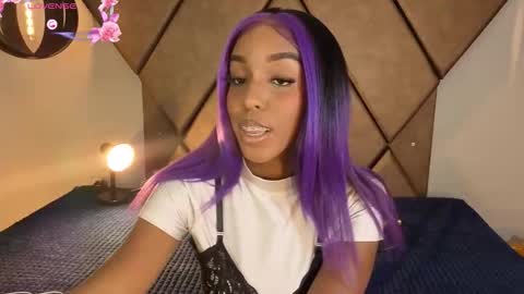 Snapshot of georgis__ chatting on 10-23-25, 09:02 Georgina online show from 10-23-25, 09:02