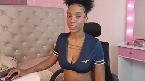 Snapshot of georgis__ chatting on 11-28-25, 10:01 Georgina online show from 11-28-25, 10:01