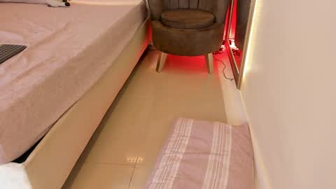    online show from 01-19-25, 01:22