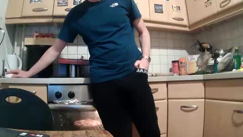 Snapshot of germanbigbln chatting on 01-06-26, 04:21 germanbigbln online show from 01-06-26, 04:21