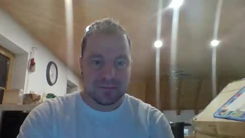 Snapshot of germandick2905 chatting on 12-18-25, 04:35 germandick2905 online show from 12-18-25, 04:35