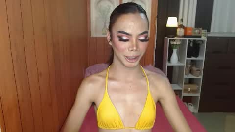 Sidneymorens online show from 10-24-25, 01:46