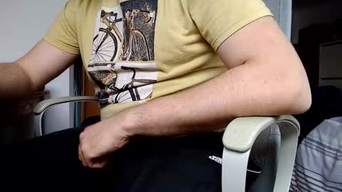 Snapshot of gerpolo87 chatting on 02-23-26, 10:23 Scorceze online show from 02-23-26, 10:23