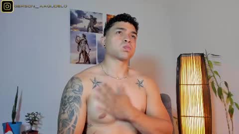 Snapshot of gersonzt chatting on 06-18-26, 11:53 Im Gersonzt online show from 06-18-26, 11:53