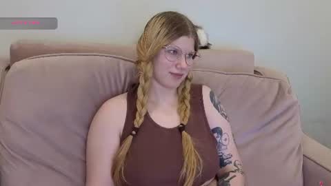 Snapshot of gertanord chatting on 06-12-26, 10:41 Gerta online show from 06-12-26, 10:41