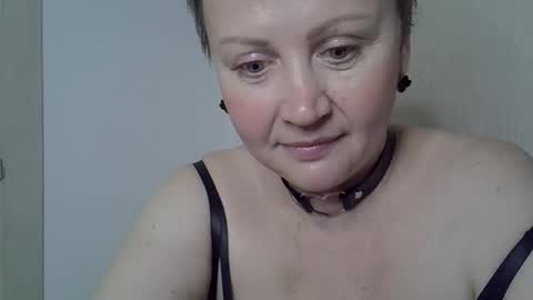 Snapshot of gessy_angel chatting on 03-23-26, 08:46 gessy_angel online show from 03-23-26, 08:46