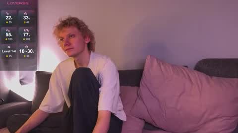 Liz and Mark online show from 09-11-25, 07:25