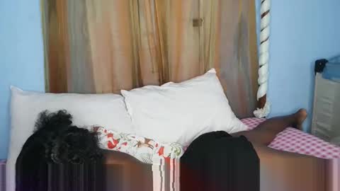 gggloria online show from 02-20-26, 06:19