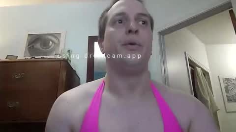 Snapshot of ggrdgfdgdgdsr chatting on 09-26-25, 06:06 FRANCOIS LATENDRESSE online show from 09-26-25, 06:06