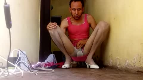 Gaby online show from 09-10-25, 03:45