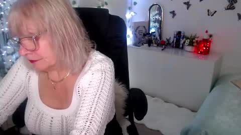 Ghertrudequeen online show from 12-17-25, 04:07