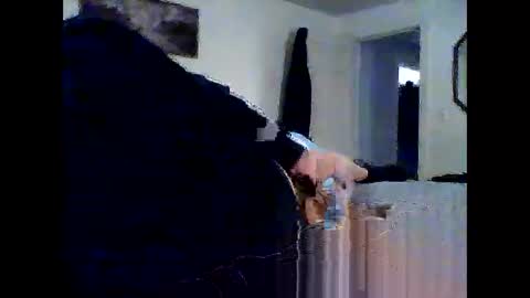 Snapshot of ghntrdan chatting on 05-31-26, 01:51 shydan online show from 05-31-26, 01:51