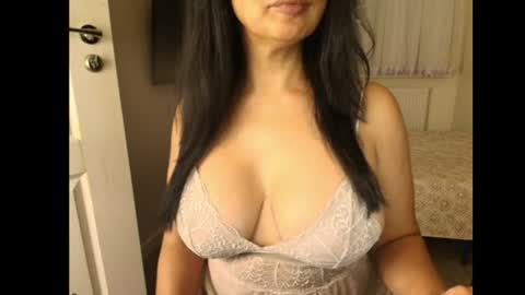 Snapshot of ghost1616 chatting on 06-21-26, 04:59 ghost1616 online show from 06-21-26, 04:59