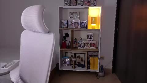 Snapshot of ghost_girl20 chatting on 07-01-26, 12:12 Im Jenn Next stream Monday - start -5 GMT online show from 07-01-26, 12:12