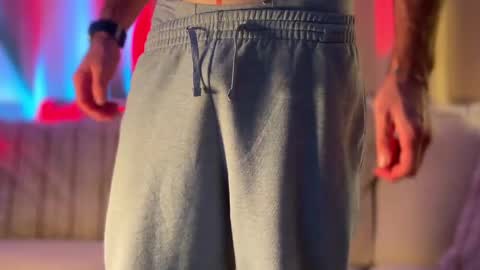 big boy ghost face online show from 10-06-25, 12:52