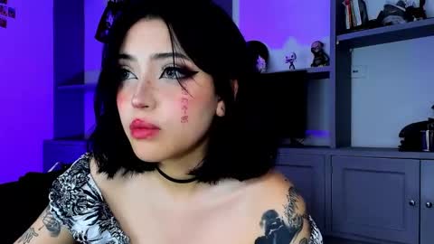 ghostly_doll online show from 03-10-25, 10:24