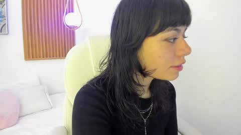 Snapshot of ghostmila chatting on 04-23-26, 12:29 Milaa online show from 04-23-26, 12:29