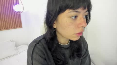 Snapshot of ghostmila chatting on 05-21-26, 01:51 Milaa online show from 05-21-26, 01:51