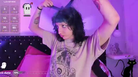 Snapshot of ghosty_doll chatting on 10-29-25, 08:32 Allison online show from 10-29-25, 08:32