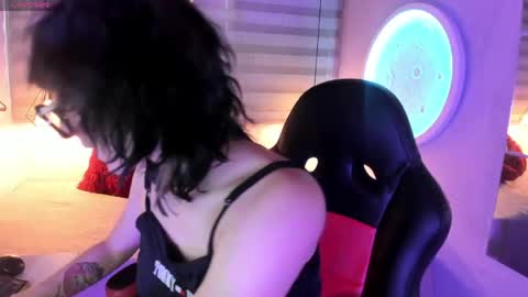 Allison  online show from 04-10-26, 08:13