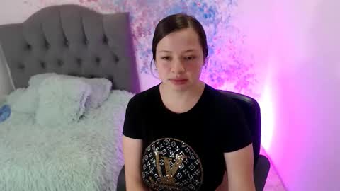 Snapshot of gia_atm chatting on 09-09-25, 02:49 Gia atm online show from 09-09-25, 02:49