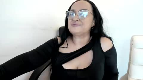 nahomi online show from 01-12-25, 04:10