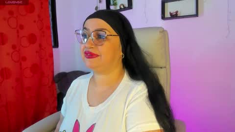 Snapshot of gia_nahomi chatting on 02-04-26, 10:36 nahomi online show from 02-04-26, 10:36