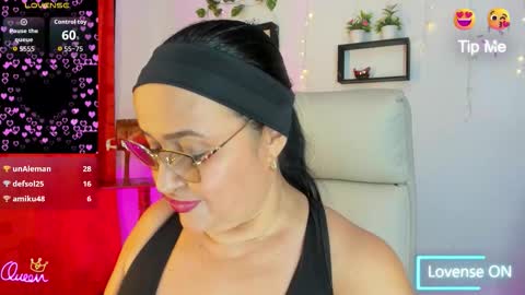 Snapshot of gia_nahomi chatting on 02-08-26, 12:14 nahomi online show from 02-08-26, 12:14