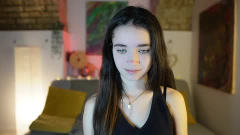 Snapshot of gia_paige18 chatting on 12-22-24, 09:22 Gia Paige18 online show from 12-22-24, 09:22