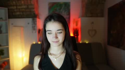 Snapshot of gia_paige18 chatting on 02-08-25, 02:05 Gia Paige18 online show from 02-08-25, 02:05