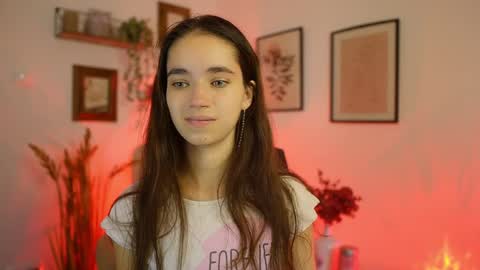 Snapshot of gia_paige18 chatting on 09-22-25, 12:51 Gia Paige18 online show from 09-22-25, 12:51