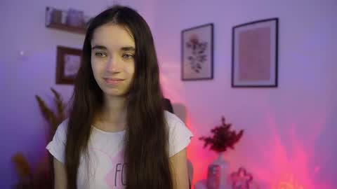 Snapshot of gia_paige18 chatting on 11-24-25, 02:17 Gia Paige18 online show from 11-24-25, 02:17