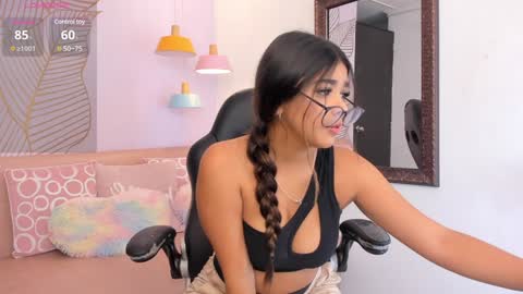 Gia  online show from 01-19-25, 12:06