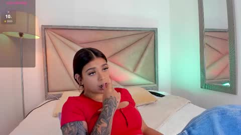 Gia  online show from 10-10-25, 06:18