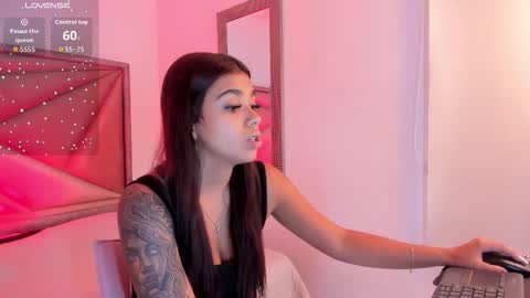 Gia  online show from 12-14-25, 06:12