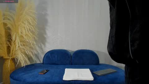 GIAN online show from 06-14-26, 02:08